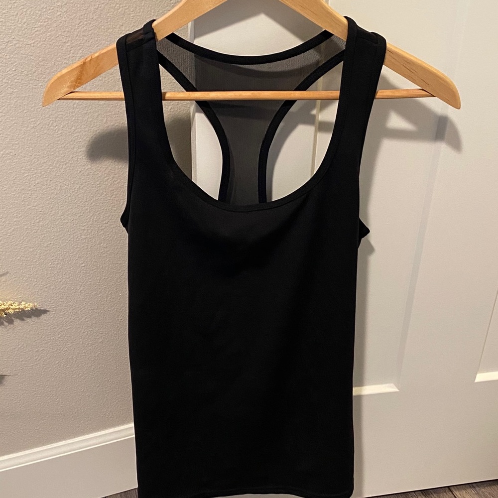 Athletic tank with mesh detailing